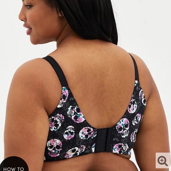NWT TORRID DAY OF THE DEAD  Skull Wirefree 360 Smoothing Bra☠️💜💀🩷 - Picture 3 of 10